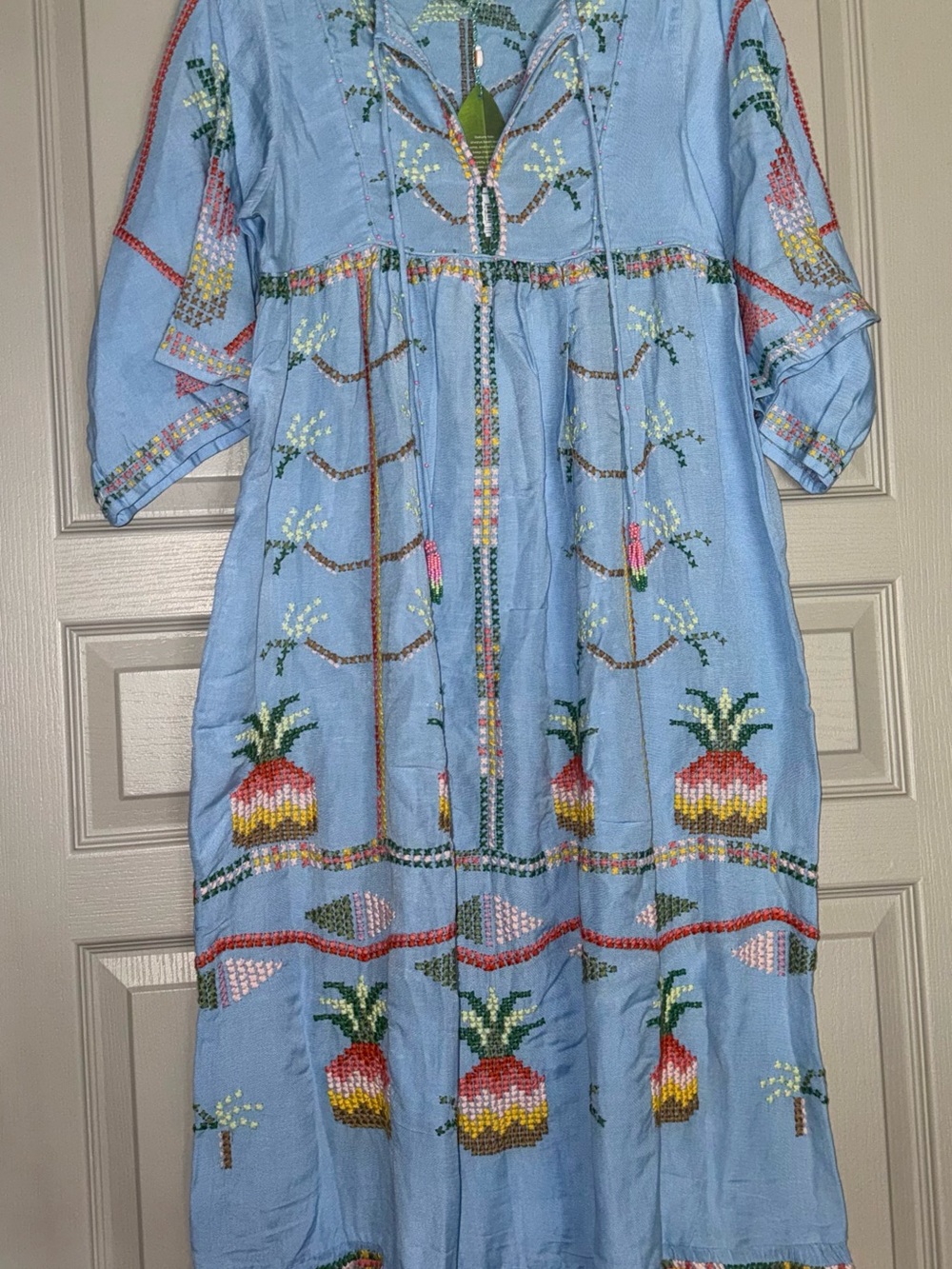 FARM Rio Embroidered Pineapple Linen Maxi Dress / Swim Cover Up - Picture 3 of 14